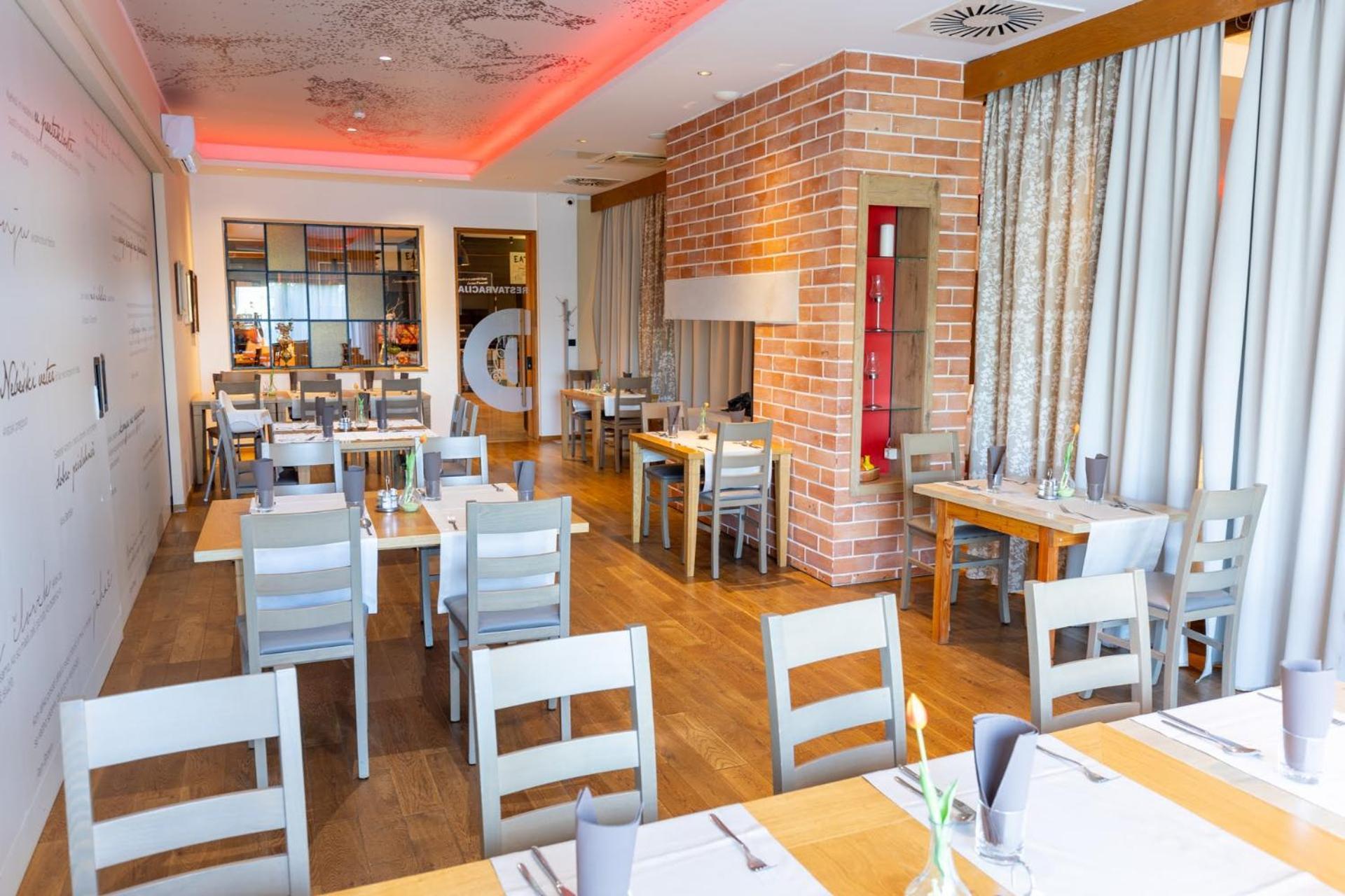 Hotel Dolenjc Novo Mesto Eksteriør billede
