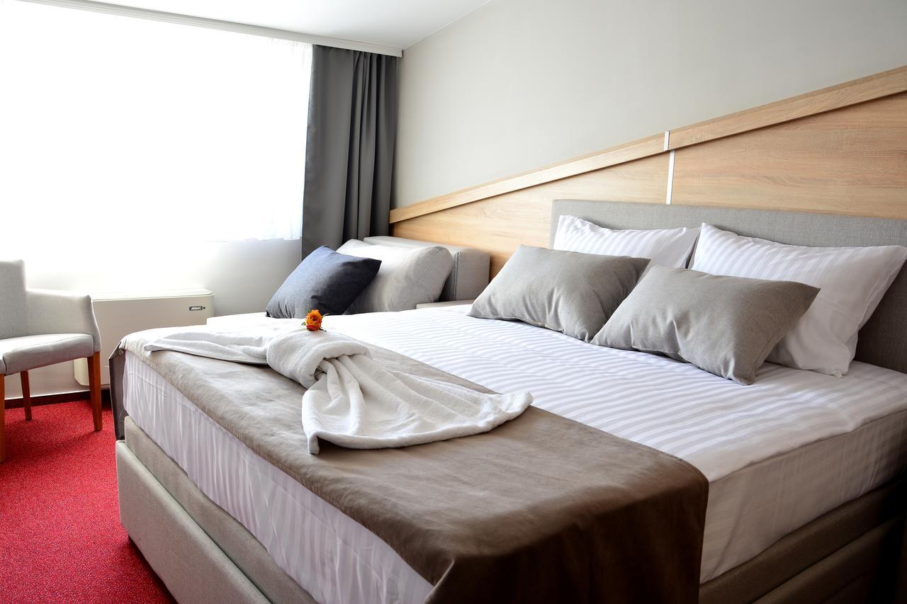 Hotel Dolenjc Novo Mesto Eksteriør billede